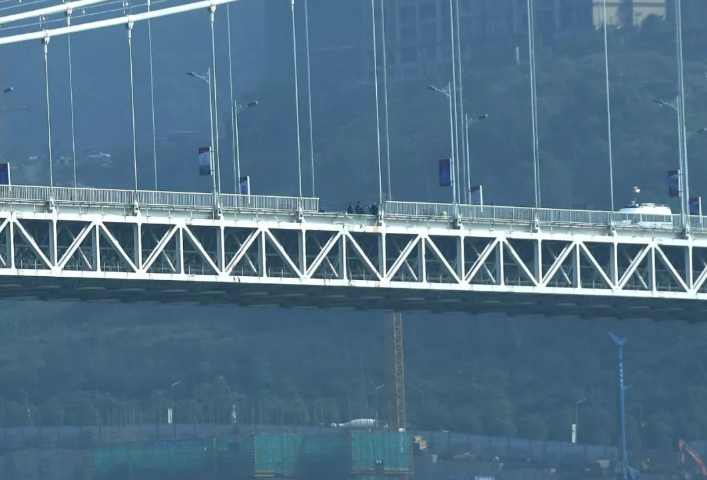 重慶公交車墜橋，引發(fā)的建筑安全思考！.png