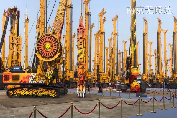 旋挖鉆機(jī)價格戰(zhàn)烽煙四起，徐工代理商靜觀其變.jpg