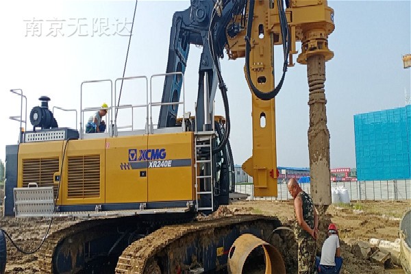 徐工旋挖鉆機(jī)的五個(gè)安全設(shè)施，您知道嗎？.jpg