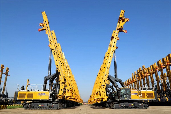 履帶與輪式旋挖鉆機(jī)，買(mǎi)哪種適應(yīng)性更強(qiáng)？.jpg